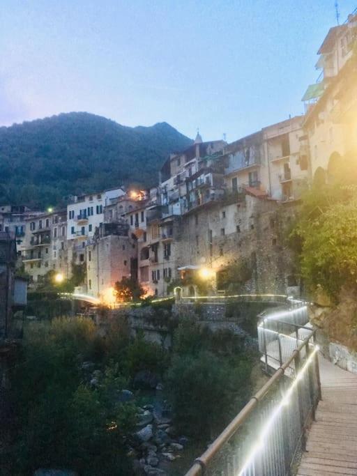 Casa Bertagna Daire Rocchetta Nervina Dış mekan fotoğraf